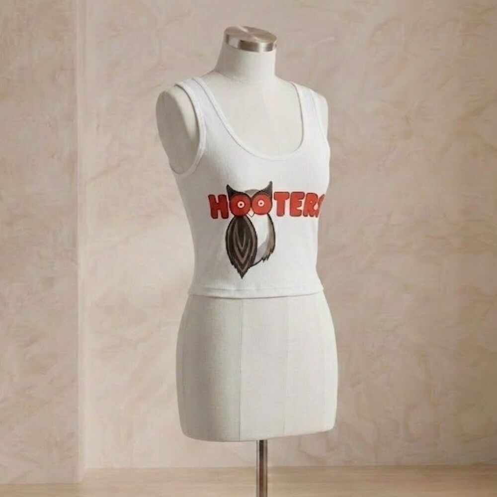 Hooters Womens Tank Top Medium White Owl Logo Graphic Ripple Junction Official